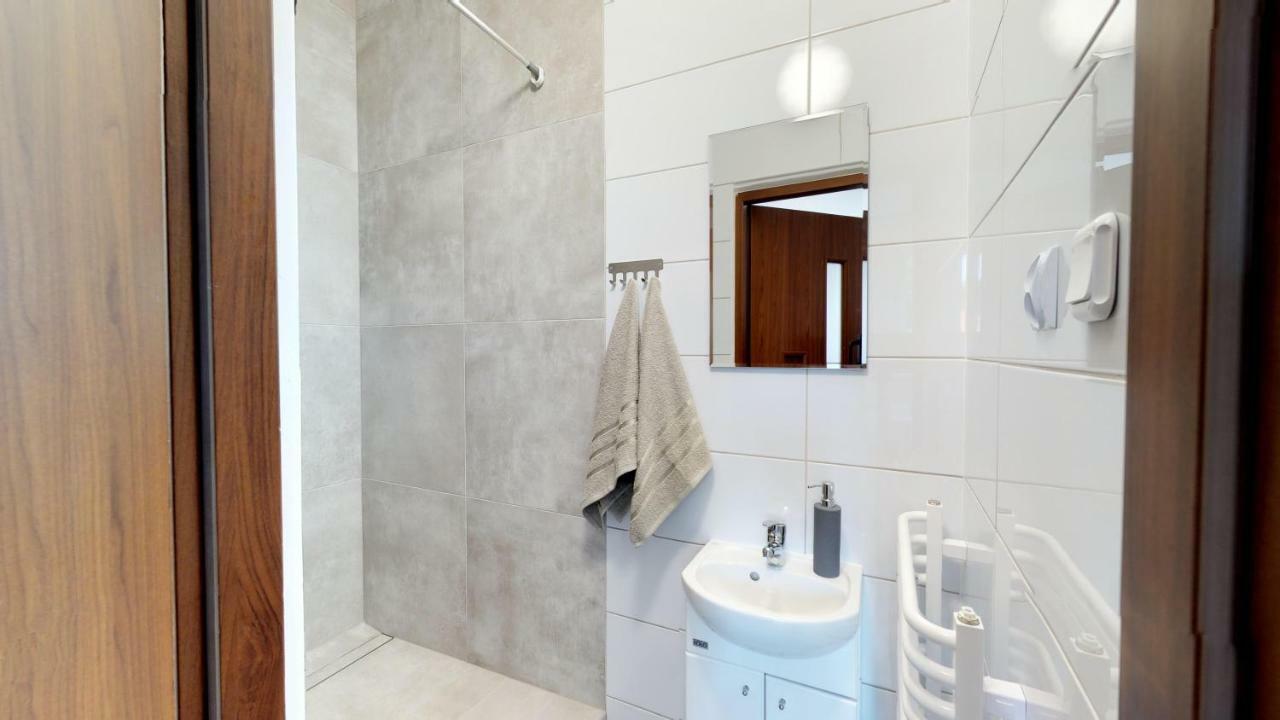 New Whitehouse Rooms กดัญสก์ ภายนอก รูปภาพ